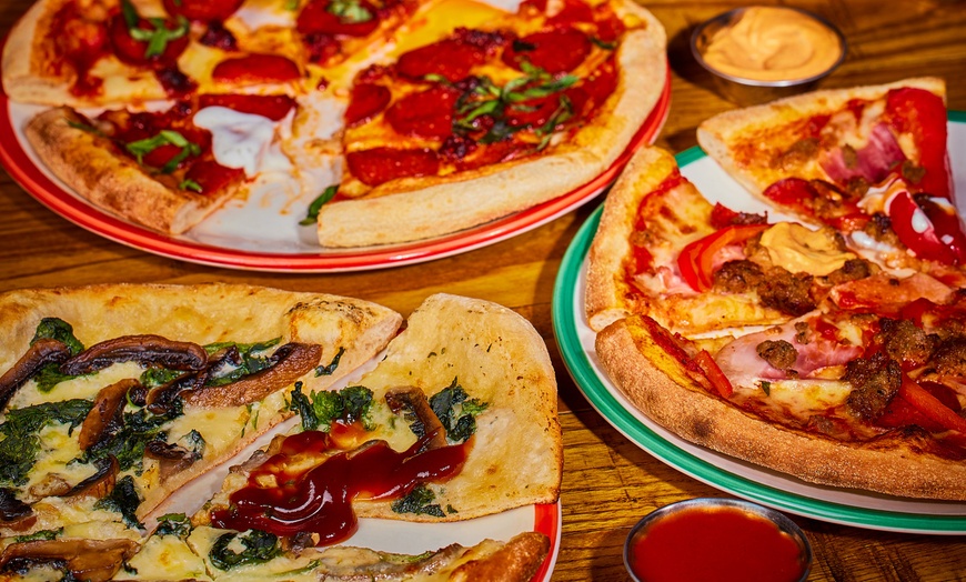 Image 4: Frankie & Benny’s: 2-Course Meal & 2 Drinks for Two – Save up to 68.5%