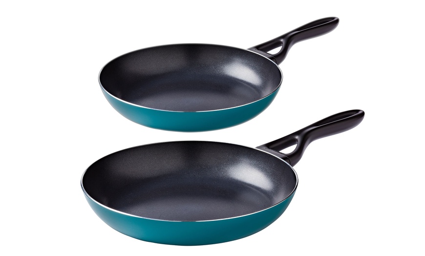 Image 1: Pyrex Frying Pan Set