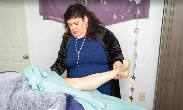 Get 1, 3, or 4 60 -Min Lymphatic Drainage Health & Wellness Massage