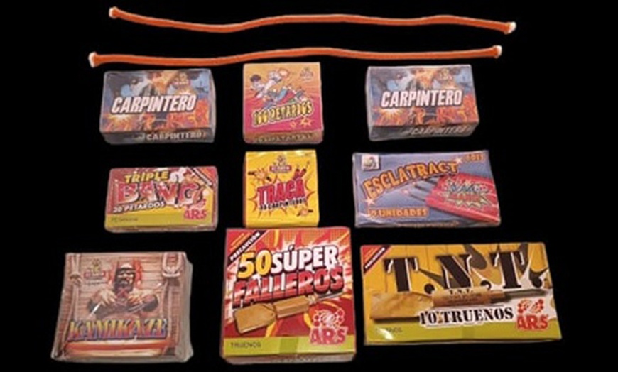 Image 1: Pack de petardos variados: Infantil, Color, Mega bang o cohetes
