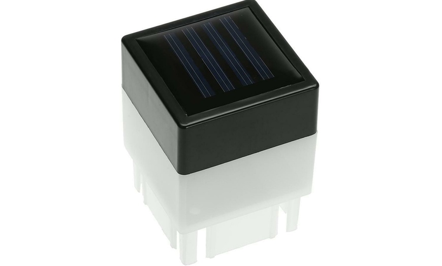 Image 2: Solar-Powered Garden Post Cap Light