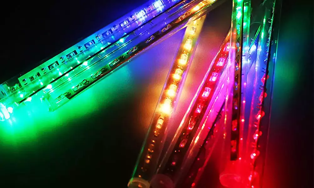 Fino a 2 confezioni di luci decorative a goccia impermeabili