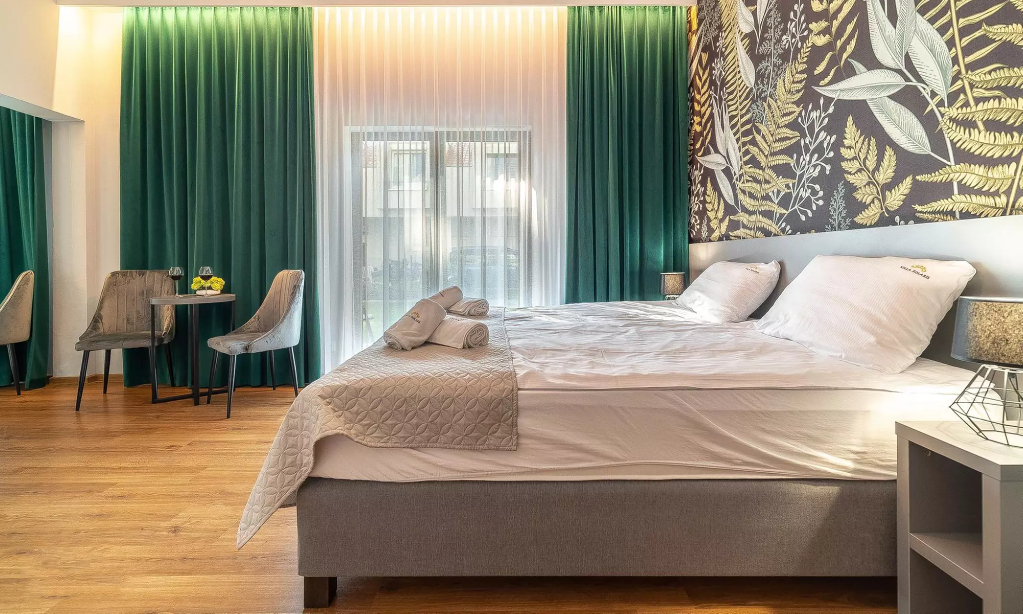 Wybrzeże: pokój dla 2 osób ze śniadaniami lub wyżywieniem HB i sauną