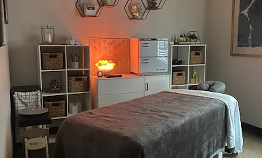 Image 5: Relax with 2.5-Hour / 3-Hour Spa Experience - Includes Massage & Facial at FitLife Massage & Spa (Get 45% Off)