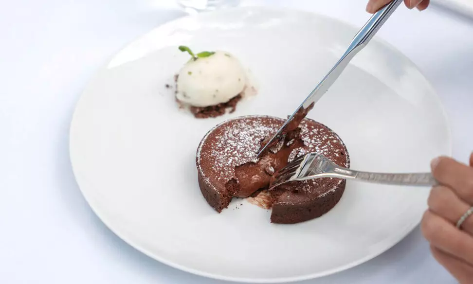 Envolée gourmande avec un menu des délices aux portes de Paris