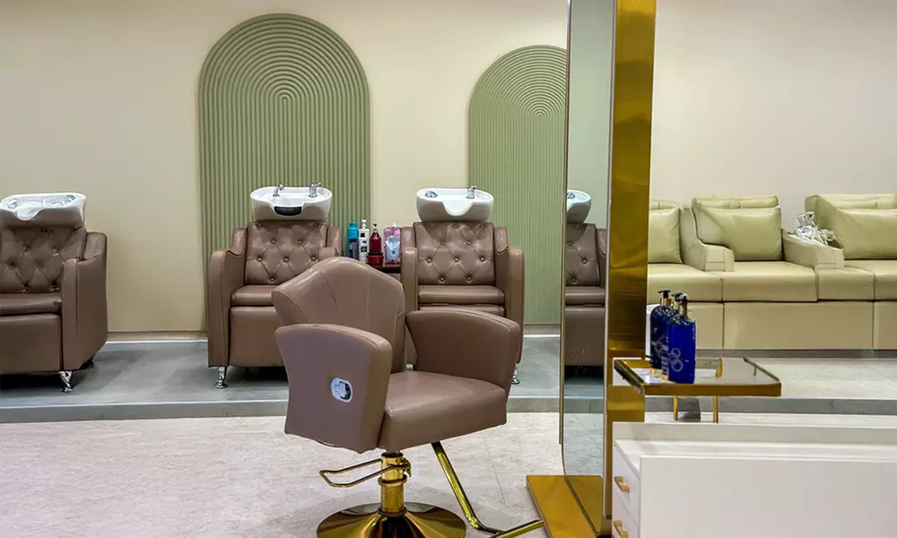 Full Set Eyelash Extension or Eyelash Lamination