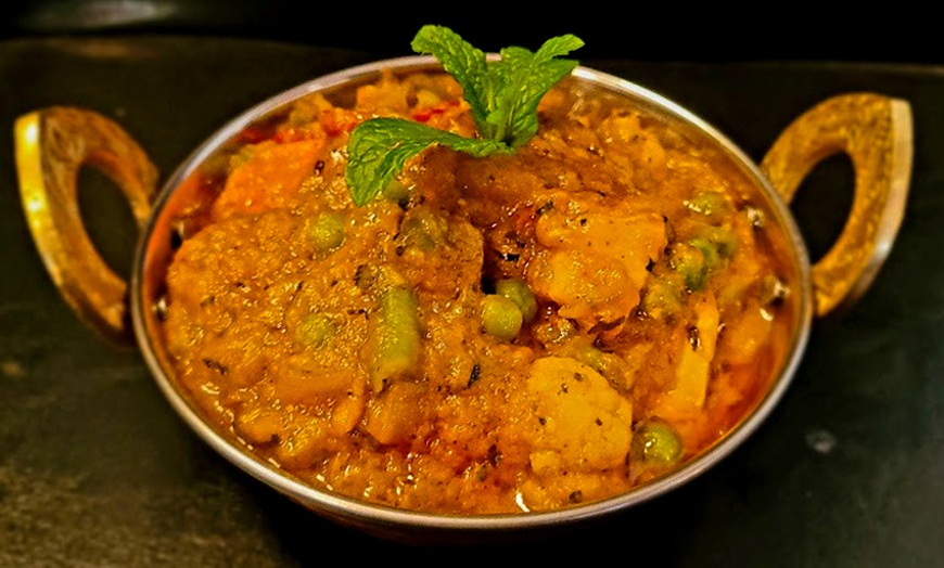 Image 3: Indische Aromenreise: Indisches 3-Gänge-Menü für 1, 2 oder 4 Personen