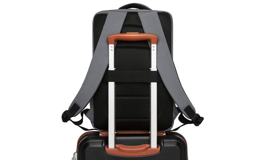 Image 19: Mochila de cabina con ribete rojo