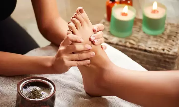 60, 90, or 120 Minute Foot Reflexology Massage