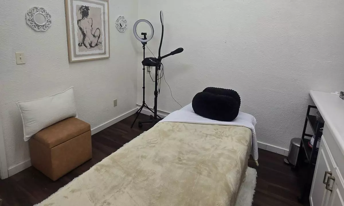 Unwind with One, Three or Five Sessions of Detox Body Wrap - 90 Minutes @Shades of Joy Esthetics (Up to 45%Off) - Second Medium