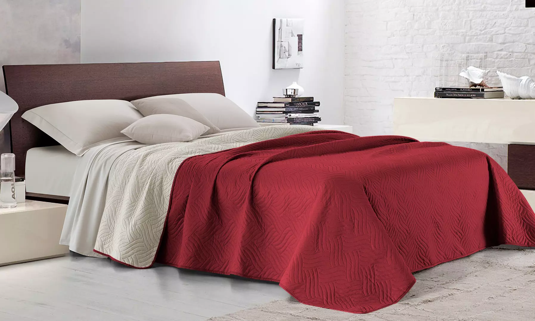 Zweifarbig gesteppte Decke