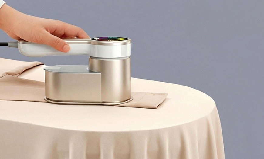 Image 7: Mini fer à repasser de voyage 2 en 1 compact et ergonomique