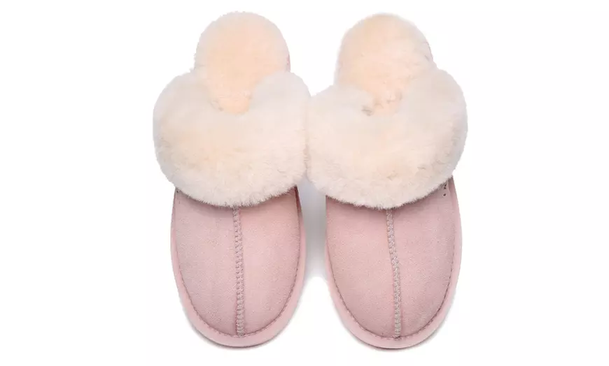 Image 16: UGG Unisex Muffin Scuff Slippers