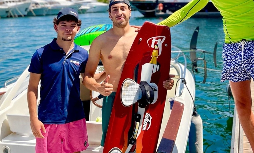 Image 9: Clase de wakeboard o esquí acuático para 1, 2, 4 o 6 personas
