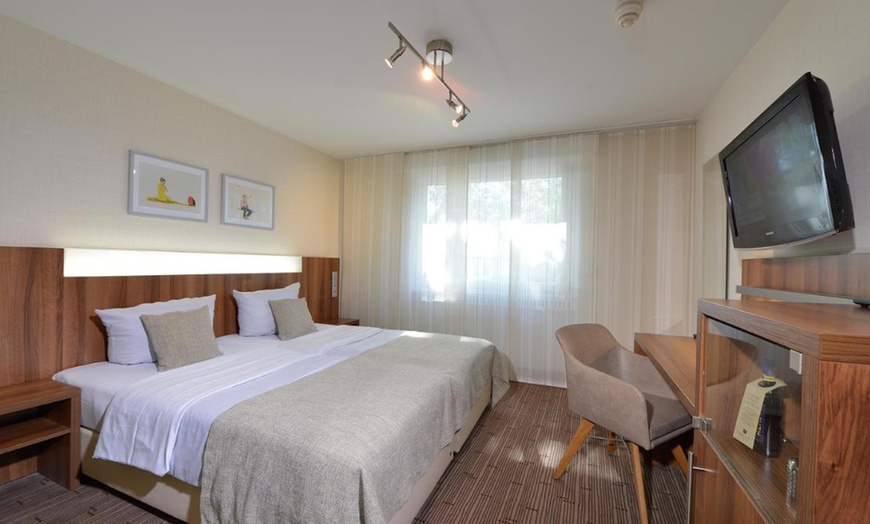 Image 6: Oberhausen: 1-2 Nächte inkl. Frühstück & SEA LIFE und LEGOLAND®