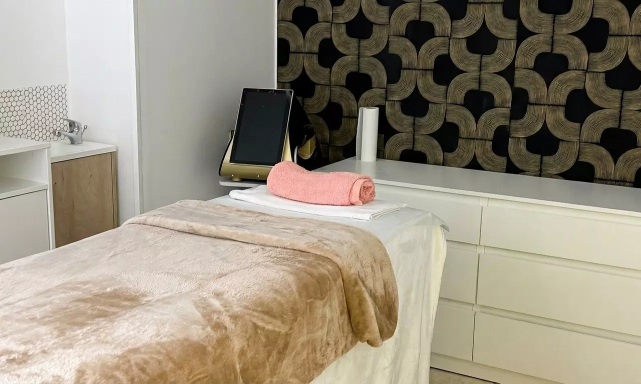 Doble limpieza facial en 7 pasos con opción a tratamientos adicionales