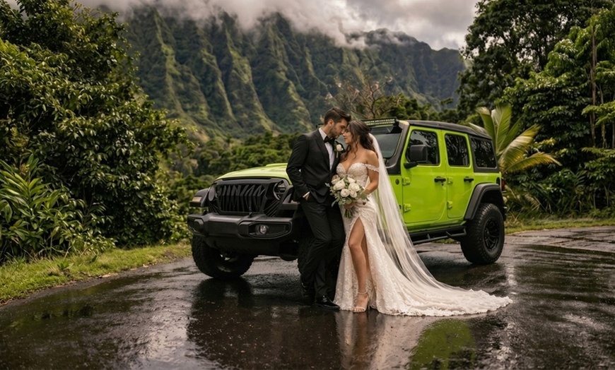 Image 3: Two Hour Wedding Shoot or Four Hour Island Tour