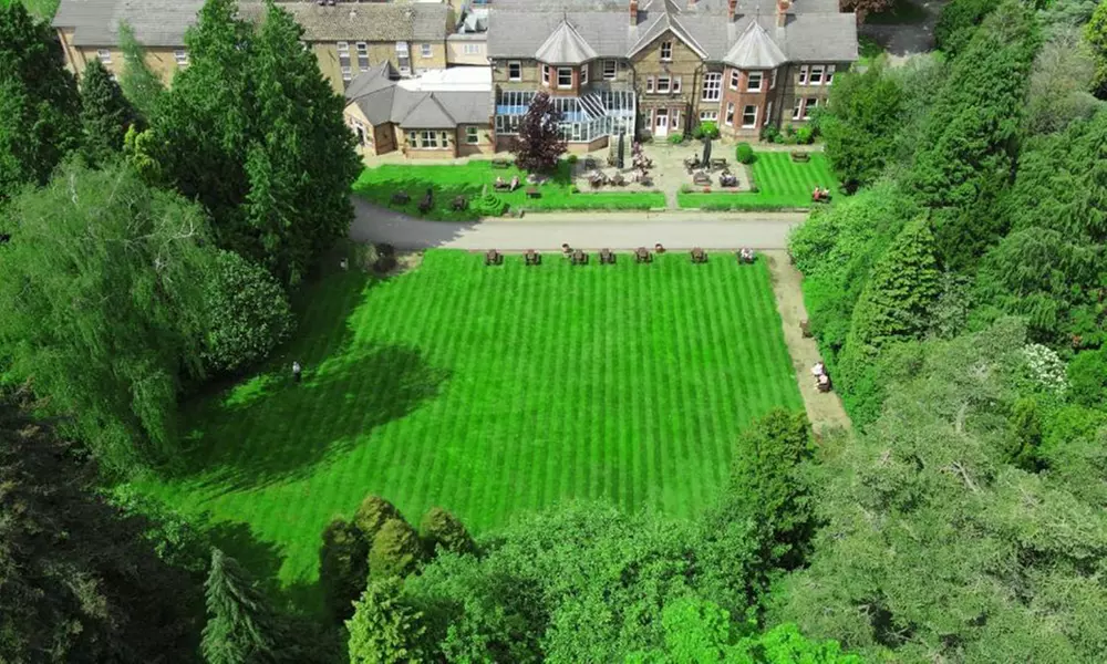 North Yorkshire: 2 Nights, Breakfast, Cream Tea, and Wine