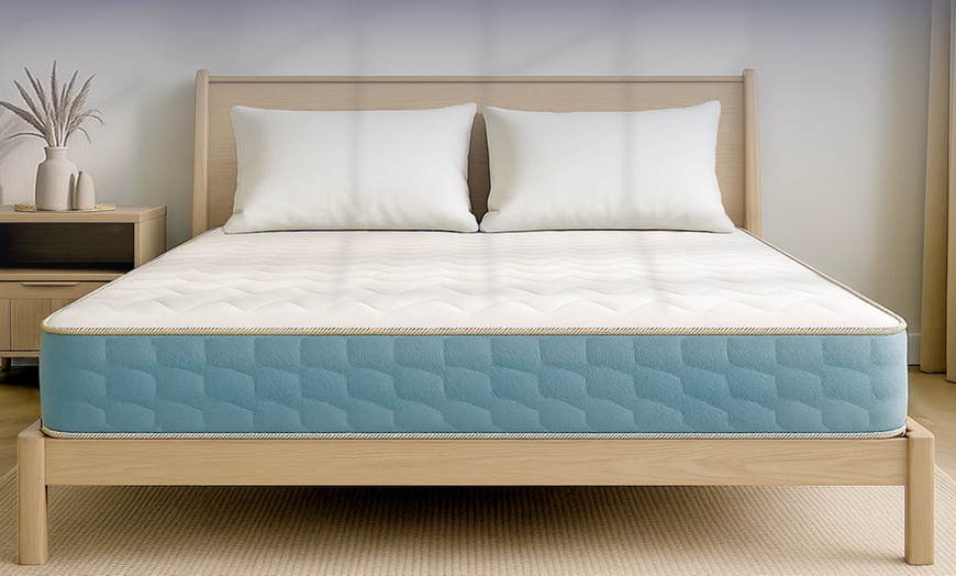 Image 6: Colchón firme y ergonómico con núcleo hipoalergénico The White Stone