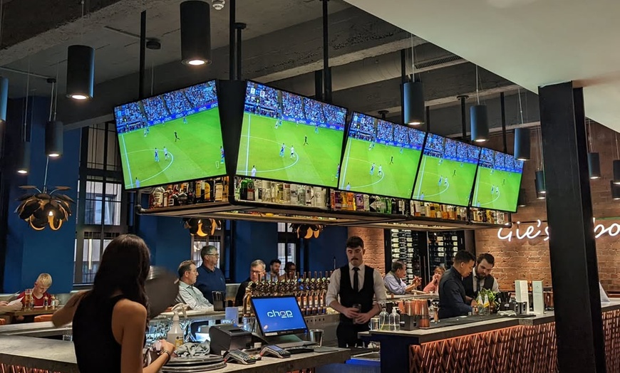 Image 8: Steak Dinner for 2 or 4 w/ Glass or Bottle of Wine in Glasgow