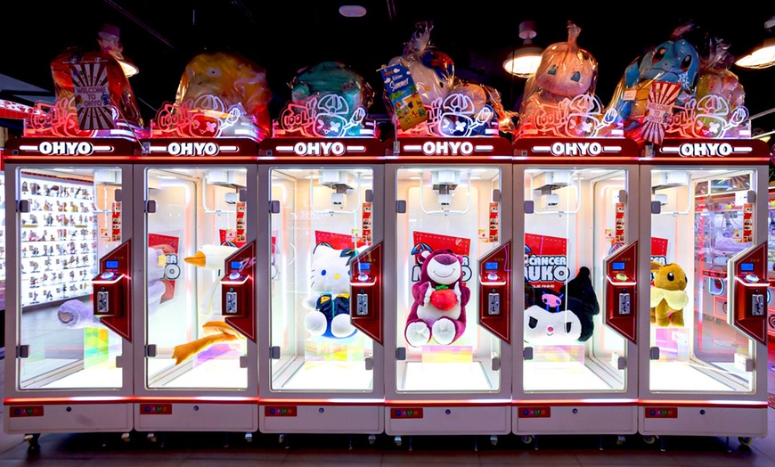 Image 6: Toronto Largest Claw Machine Arcade