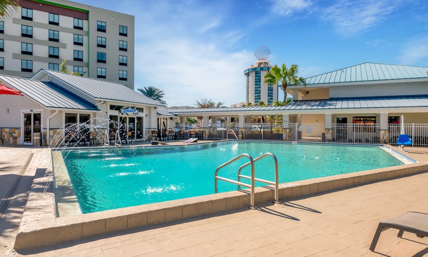 Image 17: Family-Friendly Hotel Near Amusement Parks in Orlando w/Various Room