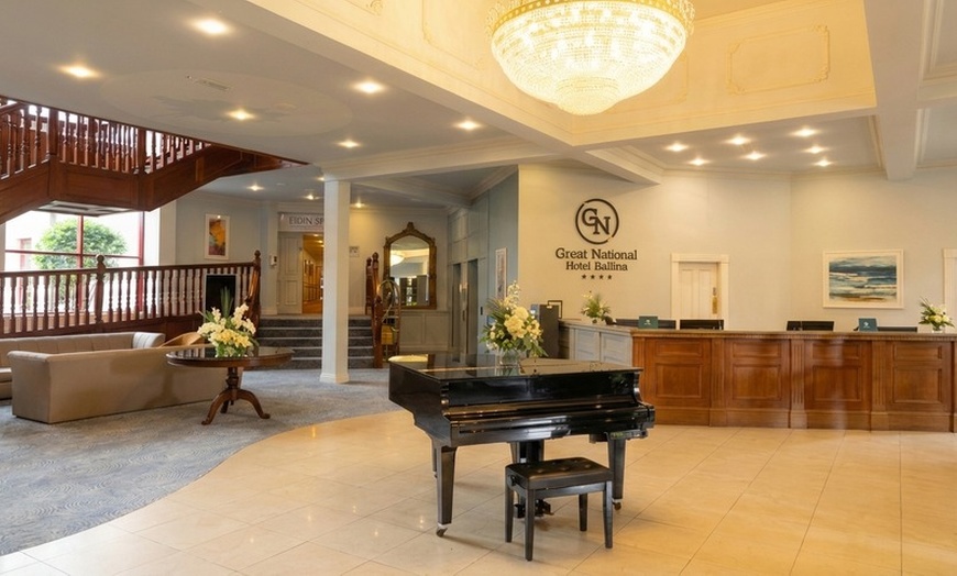 Image 2: 4*Éidin Spa Experience, 50-Min Treatment & Relaxation Suite for 1 or 2