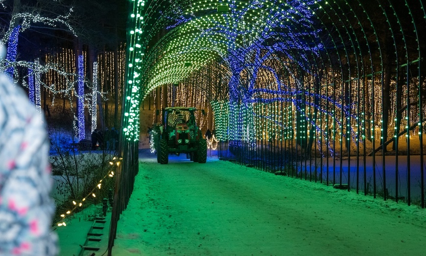 Image 10: Christmas Getaway w/ Walk or Drive Through Option in St. Croix Falls