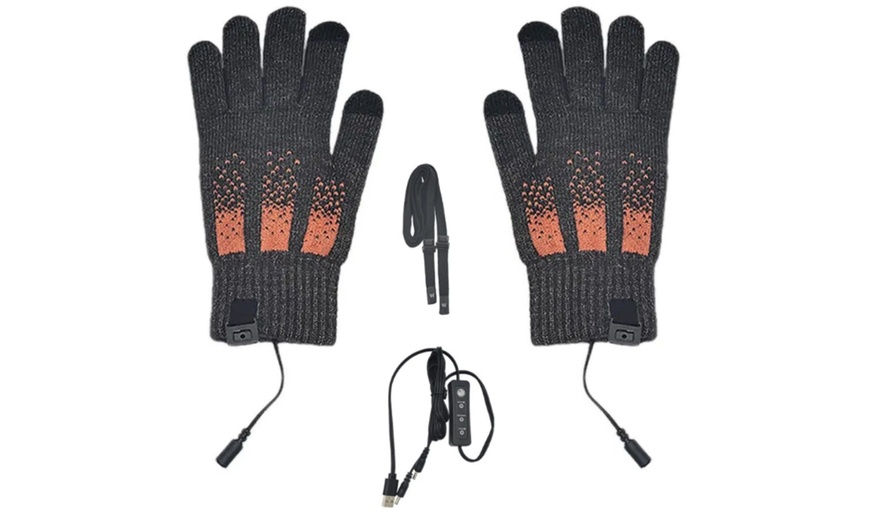 Image 5: USB Heated Touchscreen Knitted Gloves