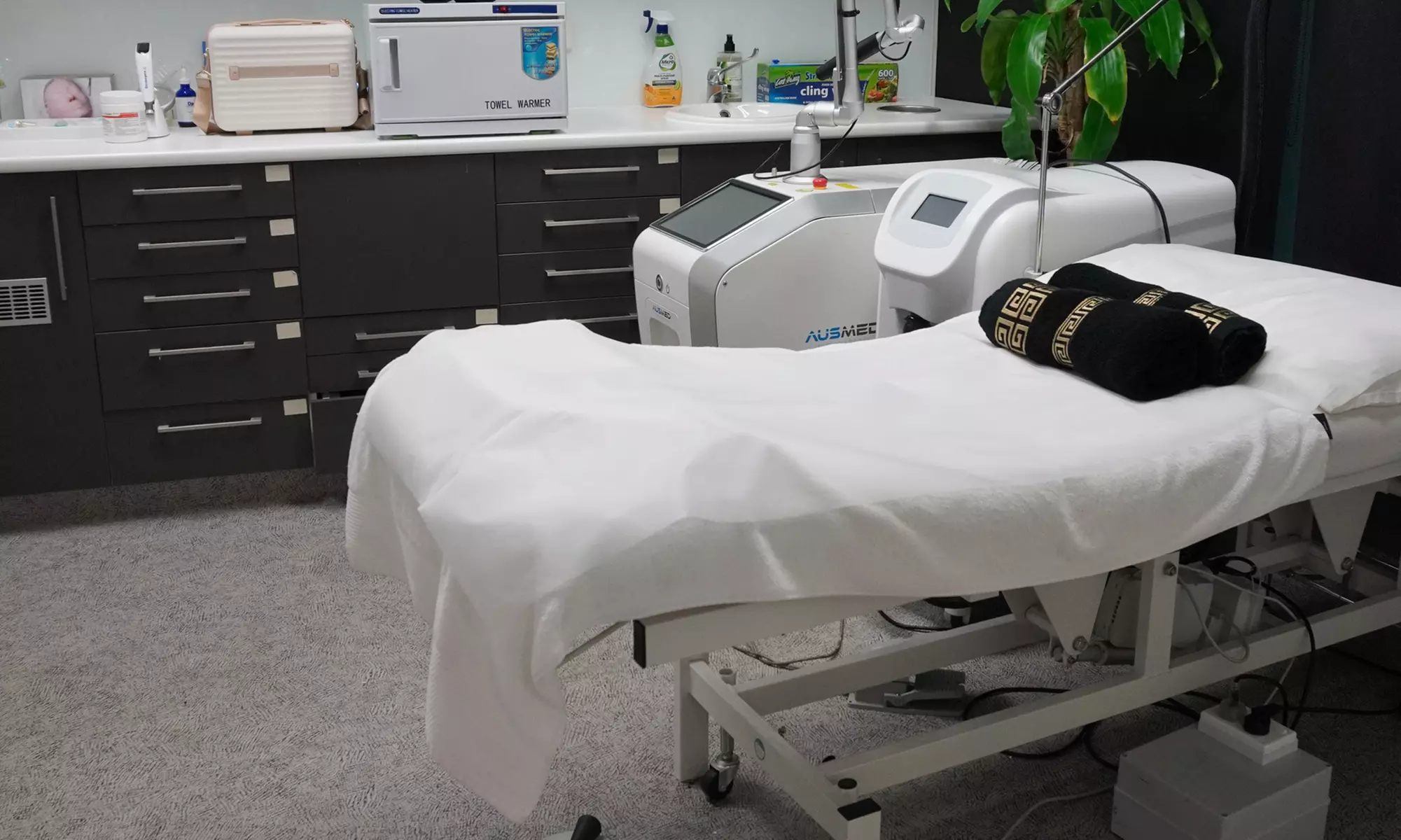 Get Eyebrow Tattoo Session - Microshading or Hair Stroke