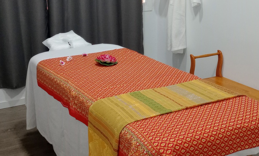 Image 13: Masaje relajante de 30 minutos o tailandés tradicional de hasta 1 h
