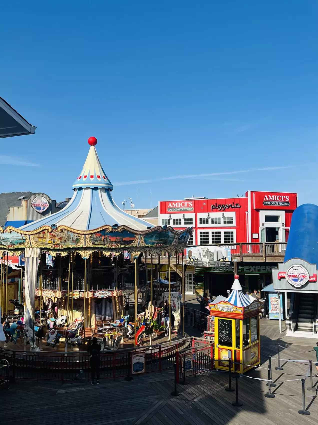 ✈ America’s Great West: A National Parks Expedition from Worldee