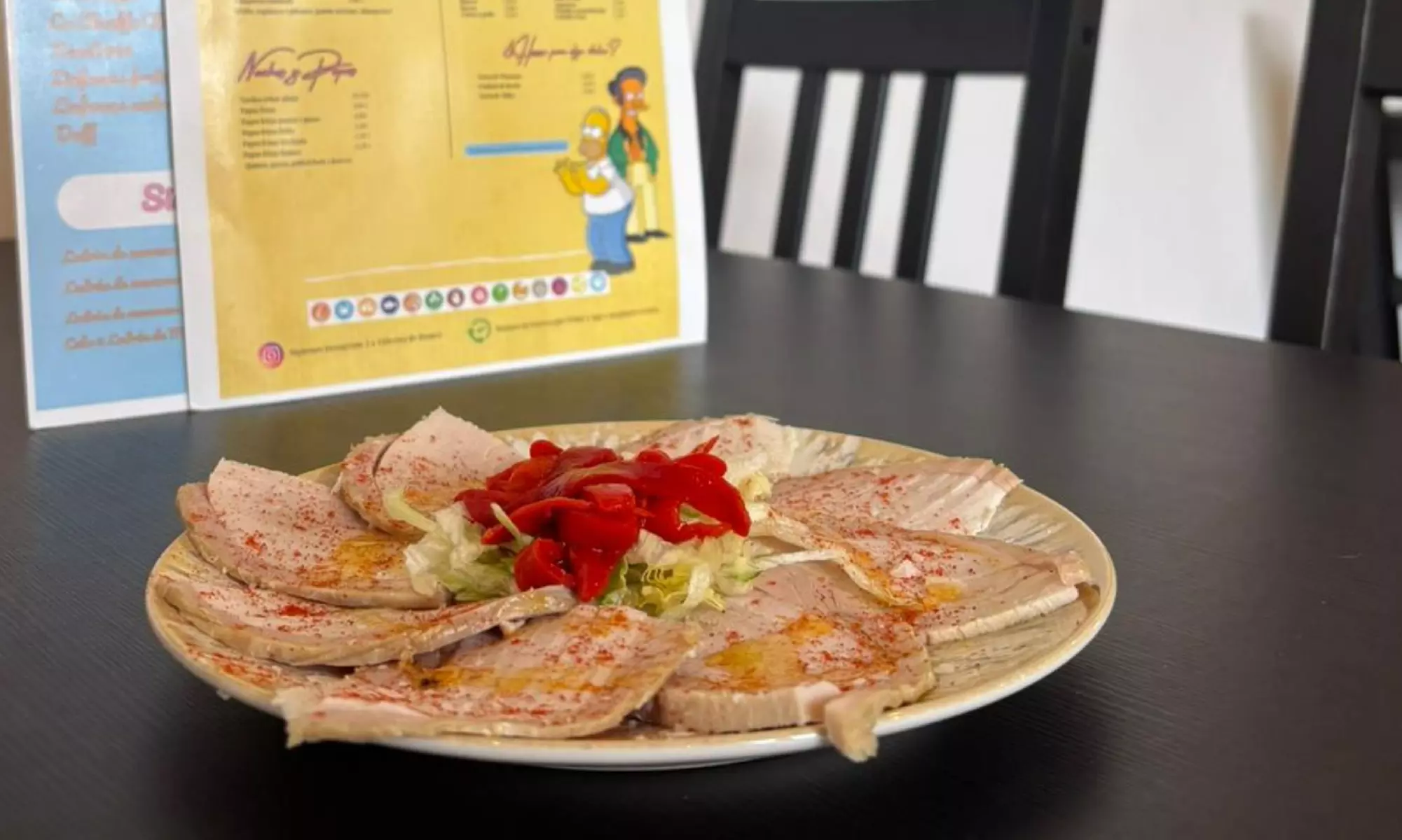 Menú de brunch para 2 o 4 con bebida fría y caliente, tosta y postre