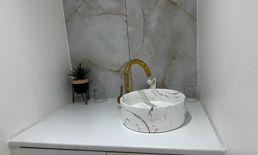 Image 5: Up to 61% Off on Massage - Swedish at MelsGlowHouse