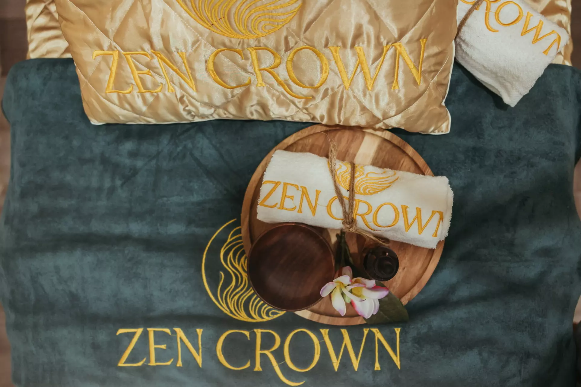Luxury Head Spa for One, Busy Moms & Dads, or Couples at Zen Crown