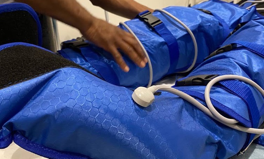 Image 2: Advanced EMS Electrical Muscle Stimulation for Ultimate Body Toning 