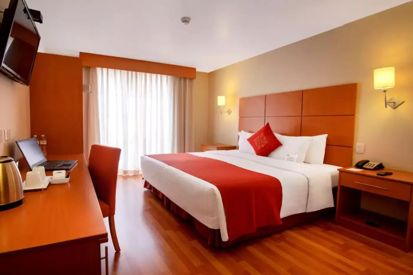✈ 6-Day Peru Vacation with Air from Great Value Vacations