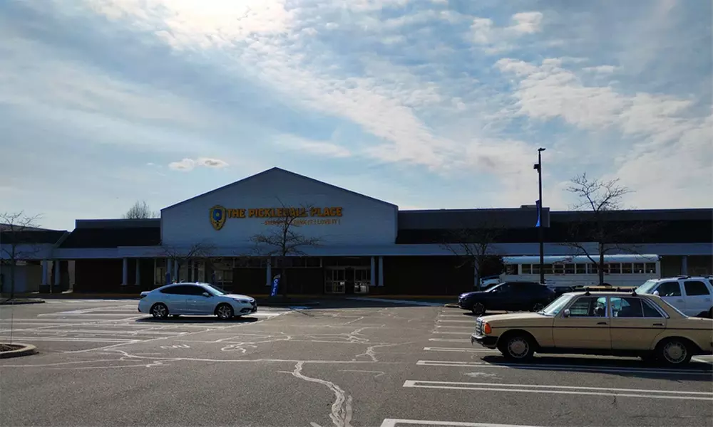 Unlimited All-Day Play: Pickleball, Badminton, Ping Pong, VR & More