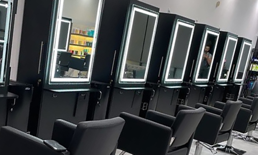 Image 3: Smooth Skin with 1 or 3 Brazilian Waxing Or Full Body Waxing Sessions