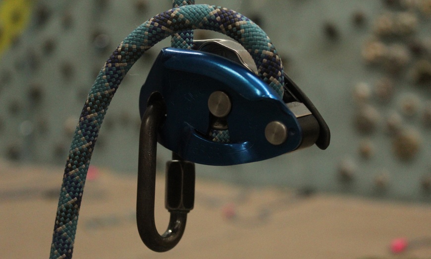 Image 5: Indoor Rock Climbing Passes & Day Passes – Phoenix