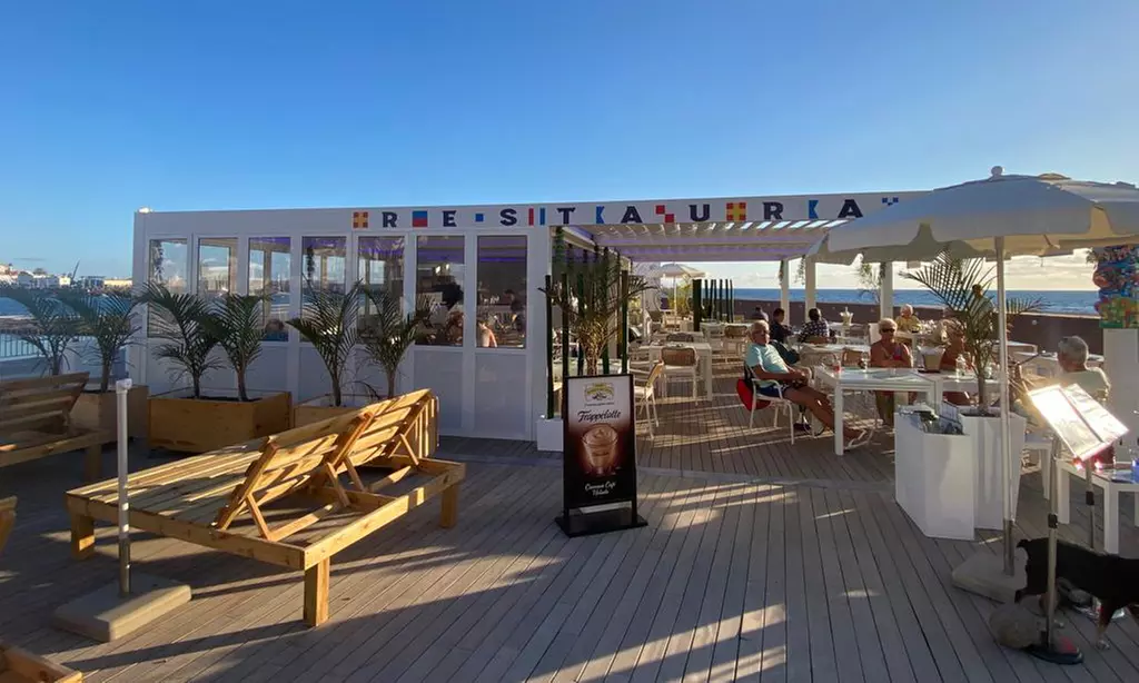 Menú mediterráneo para disfrutar frente al mar en B-One Costa Alegre