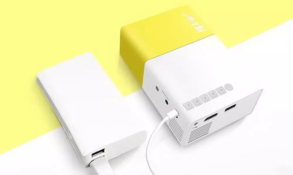 Mini projecteur pour smartphone Apple ou Android - Second Medium