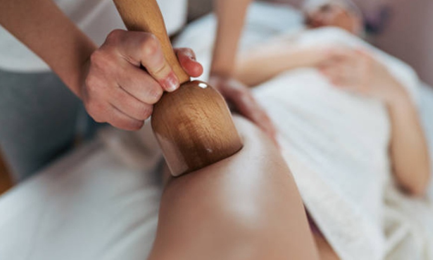 Image 3: 2, 4 o 6 sesiones de maderoterapia con  masaje drenaje linfático