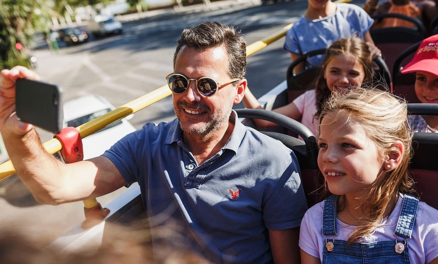 Image 4: Ticket hop-on hop-off de 48 horas para bus turístico en Benalmádena