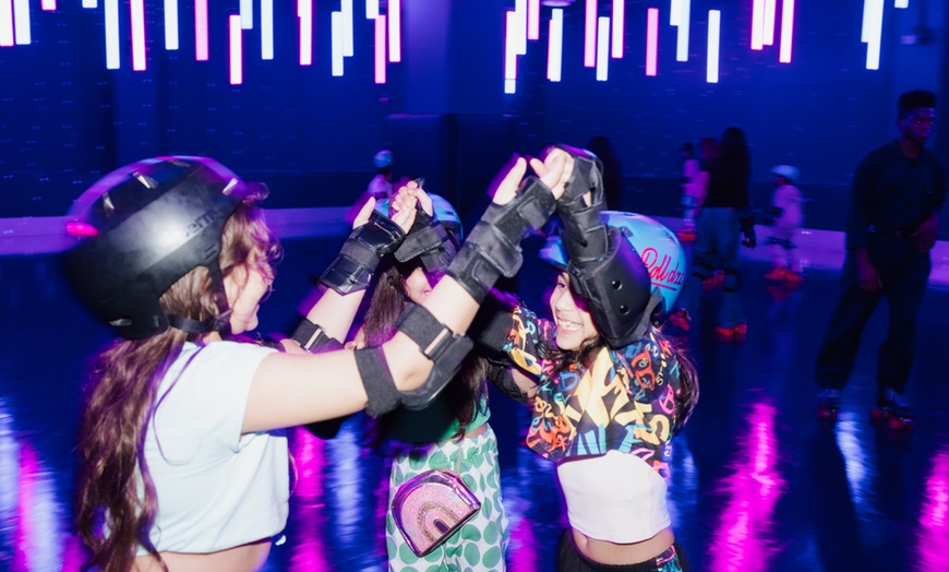 Image 14: Glide into Fun: Enjoy 45-Min Skate Rental for 1, 2, or 4 People 