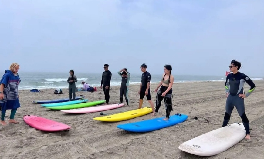 Image 7: Beginner Surfing Class for 1 or 2 – Ride the Waves Together 