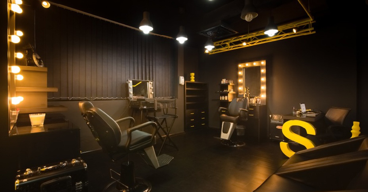 Top-To-Bottom Treat: Mani-Pedi Combos With Hair Wash & Blow-Dry Top-To-Bottom Treat: Mani-Pedi Combos With Hair Wash & Blow-Dry