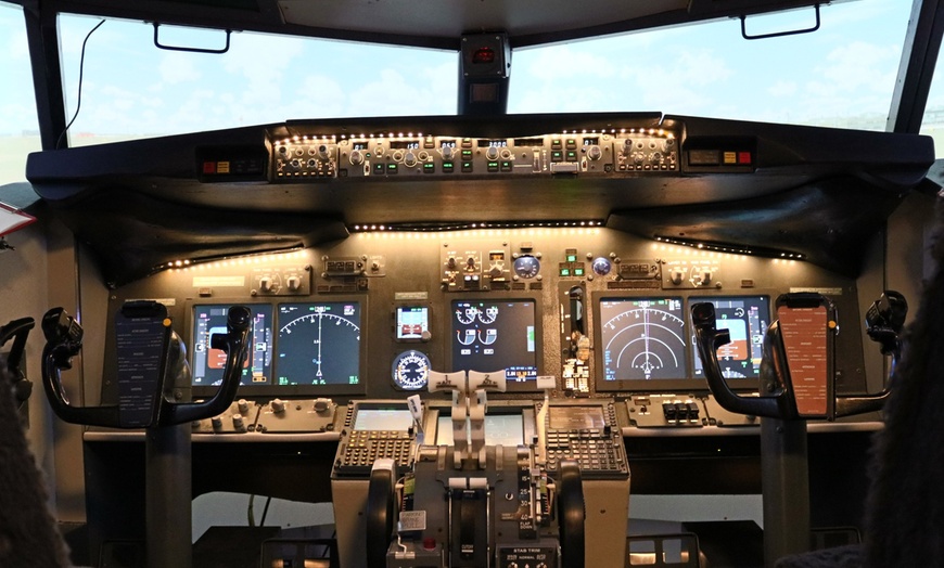 Image 7: 60 oder 120 Minuten Flugsimulator in der Boeing B737