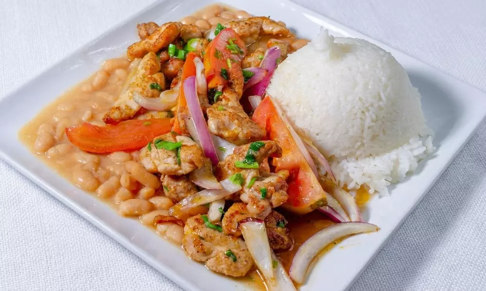 Up to $50 to spend on food and drinks at El Pollo Inka Hermosa Beach