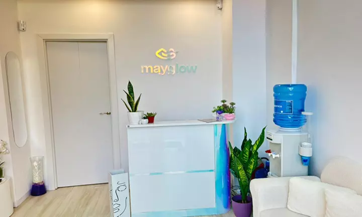 Limpieza facial con opción a microdermoabrasión o peeling específico